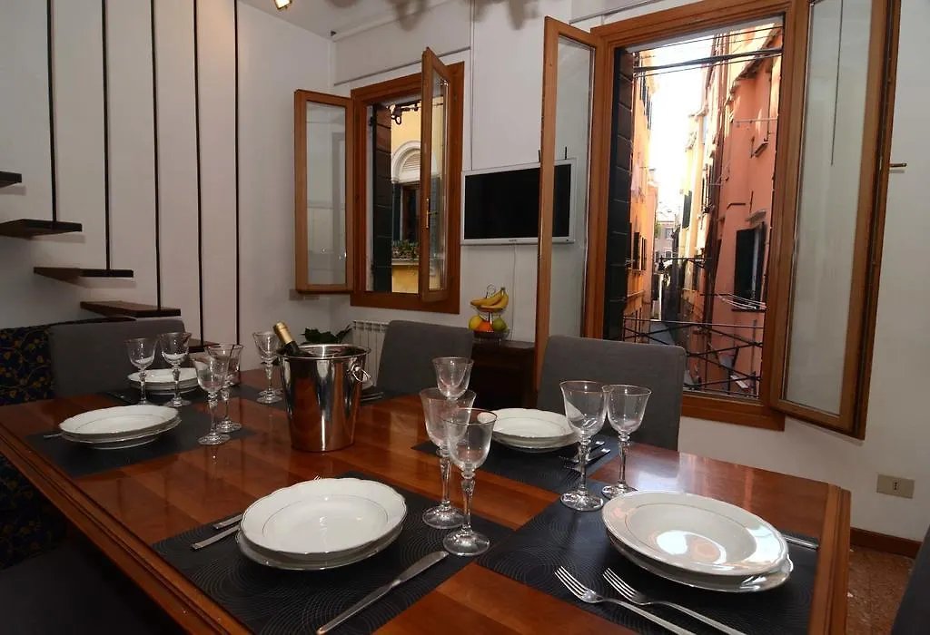 Classic Venice House Apartament