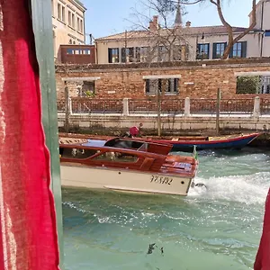 Apartment 6518, Venedig